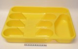 Příborník 26 x 33 cm - žlutý plast